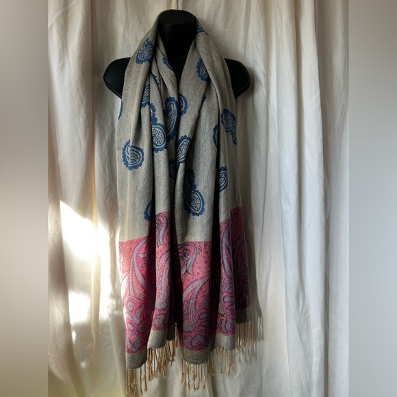 Beautiful 100% Cashmere Scarf From Jerusalem *Flaw* - Picture 2 of 6